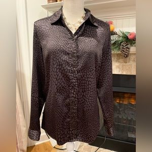 Pamela Dennis Private Client Group button down long sleeve blouse pebble print